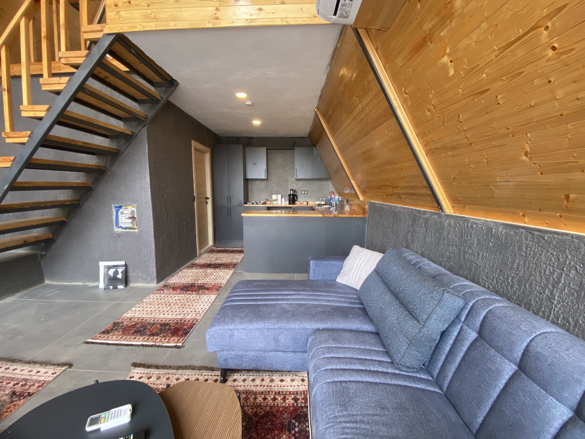 Samsun bungalov villa iç mekan piramit mimari salon